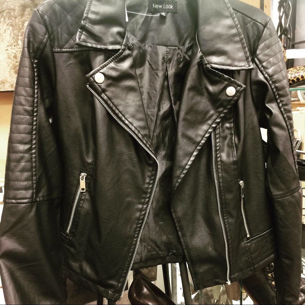 Jacket - Picture 2 of 6